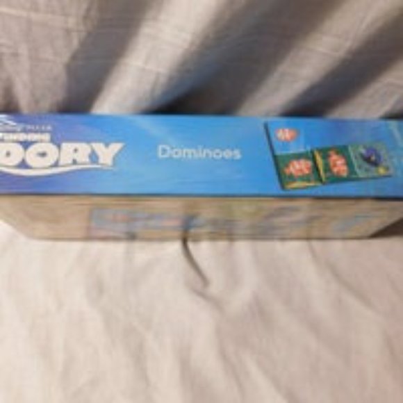 Disney Pixar's Finding Dory Dominoes NEW - Picture 4 of 4